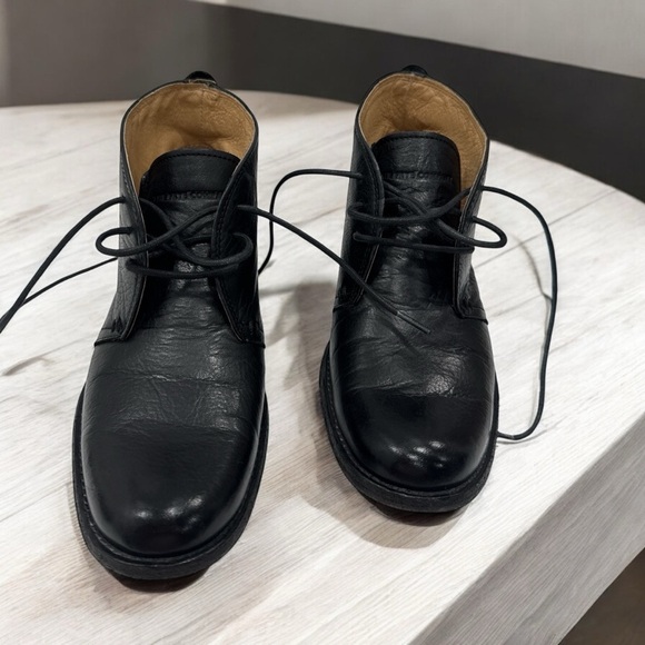 Frye Women’s Phillip Leather Chukka Boots Black size 6.5 B - Picture 7 of 15